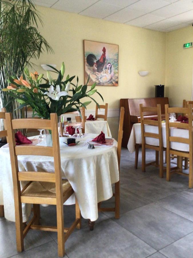 Hotel Restaurant Les Touristes Vals-les-Bains Eksteriør bilde