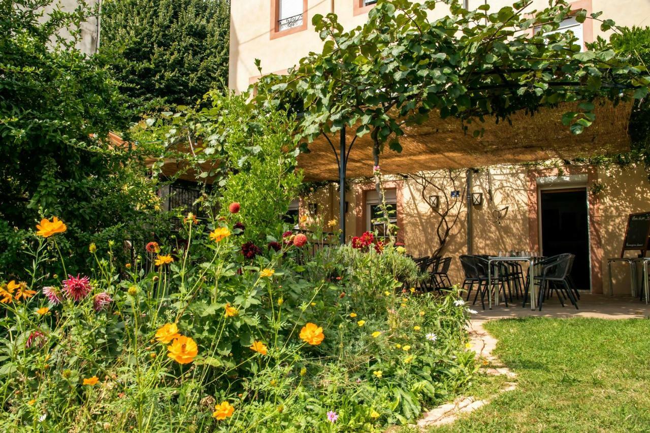 Hotel Restaurant Les Touristes Vals-les-Bains Eksteriør bilde